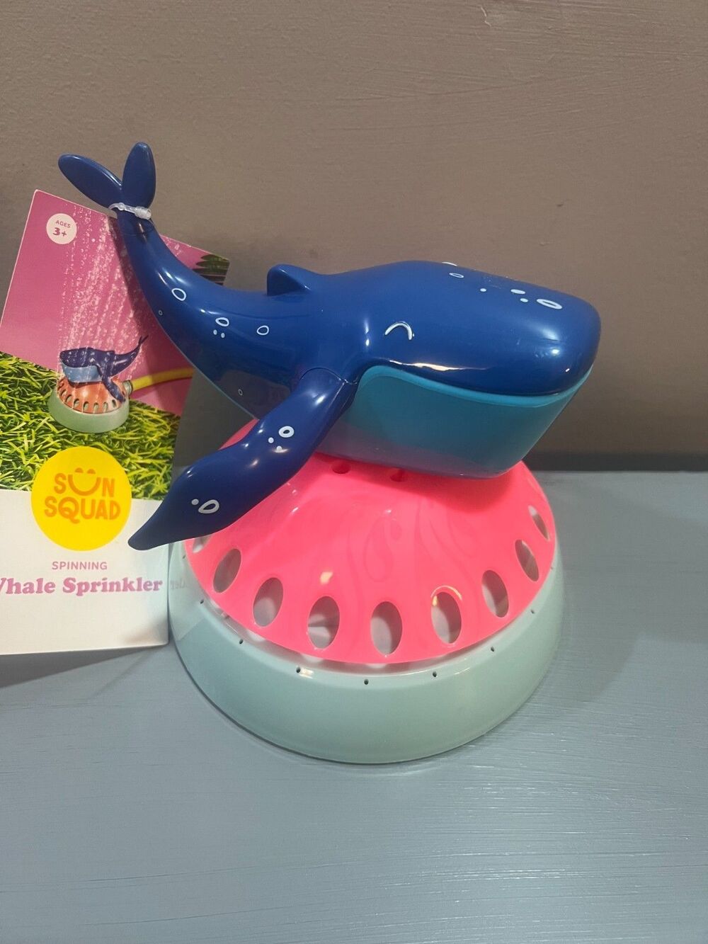 Whale Sprinkler Sun Squad Spraying Water Outside Toy Sea Creature Spinning NEW